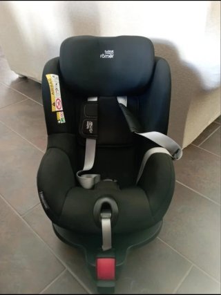 Silla coche Britax Römer negra