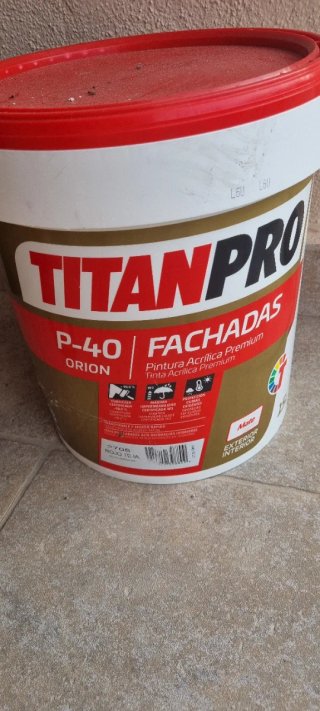 Titan Pro P-40 Fachadas Rojo Teja