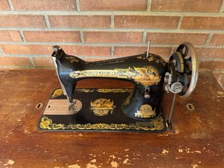 Máquina de coser Singer 1914