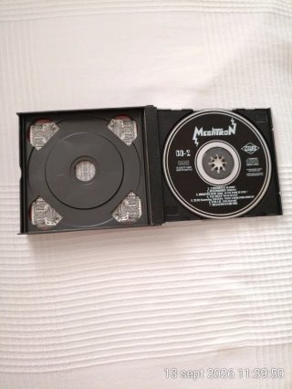 CD Doble Megatron - COMO NUEVO