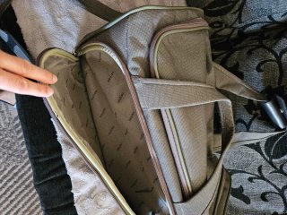 Bolso de viaje gris como nuevo. Marca Valisa.