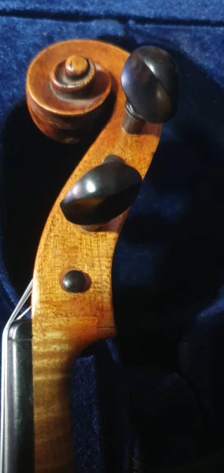 Violín antiguo