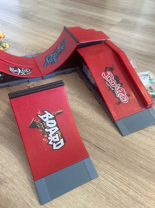Parque de skate casi nuevo en caja