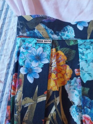 Conjunto Falda y Blusa Estampada Floral