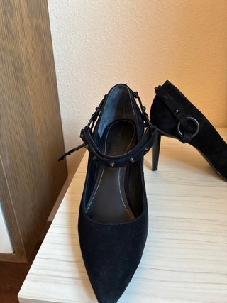 Zapatos de ante KENDALL + KYLIE negros tacón