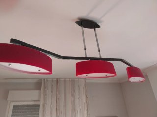 Lámparas de salón rojas y negras