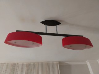 Lámparas de salón rojas y negras