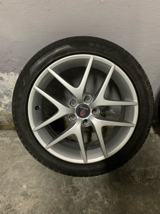 2 Llantas Saab con Neumáticos