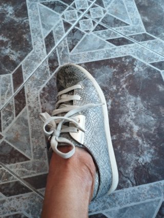 Sandalias gladiador negras con cordones+ playeros