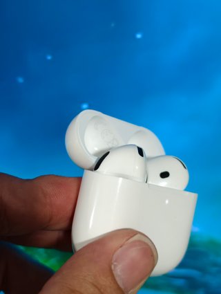 Airpods 4 con cancelación de ruido (ANC)