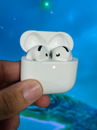 Airpods 4 con cancelación de ruido (ANC)