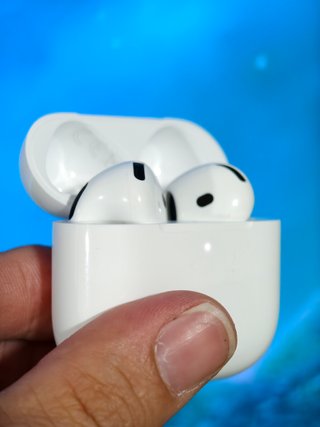 Airpods 4 con cancelación de ruido (ANC)