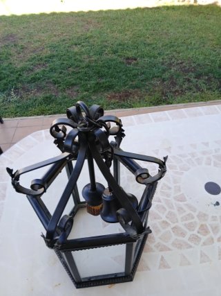 Lámpara de forja y cristal