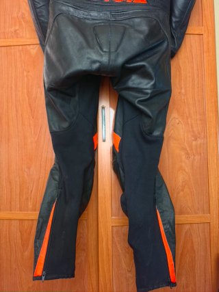 Mono de moto Shua Negro/Naranja Talla 52