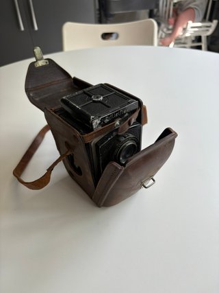 Cámara Rolleiflex Old Standard Tessar con funda