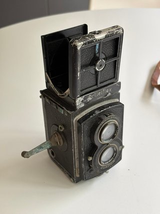 Cámara Rolleiflex Old Standard Tessar con funda