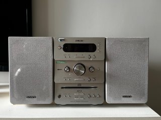 Minicadena Sony Plata