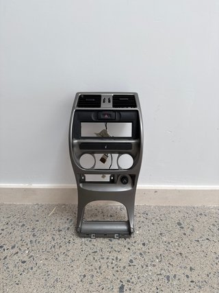 Consola Central Nissan Terrano