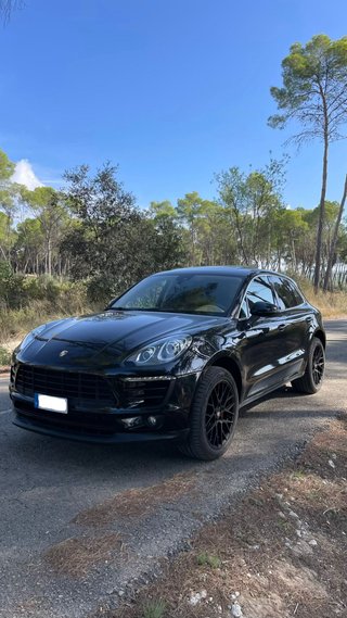 Porsche Macan S