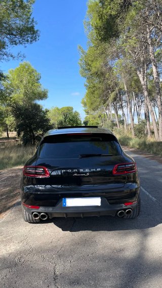 Porsche Macan S