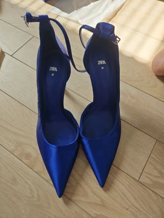 Zapatos de tacón Zara azul talla 39