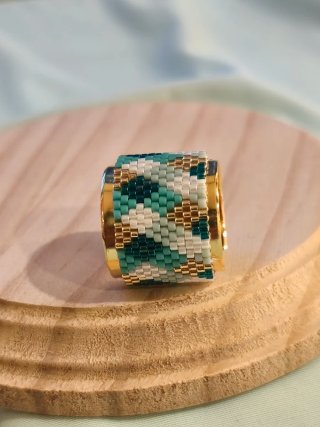 Anillos Miyuki de bronce con baño de oro ajustable