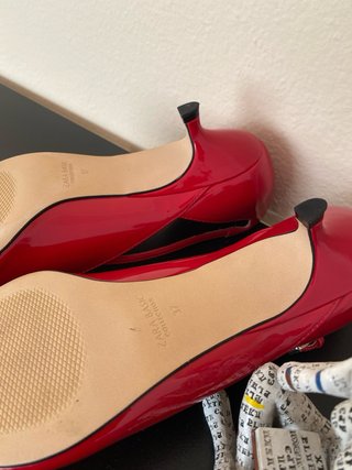 Zapatos Zara charol tacón bajo rojos. Nuevos. 37.