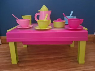 SET DE CAFÉ O TÉ INFANTIL CON MESA.