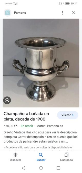 Juego de vajilla de plata y cristal