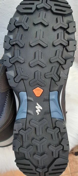 Botas de montaña Quechua impermeables