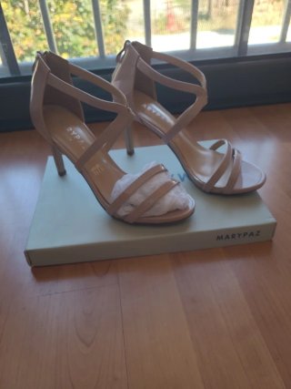 Sandalias de tacón Marypaz color nude