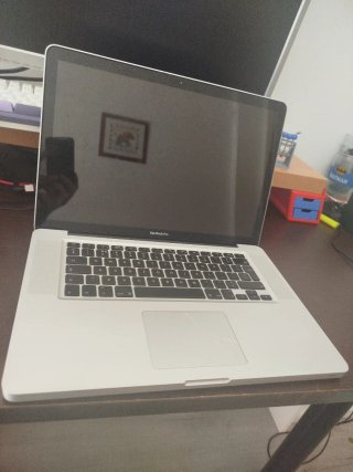 MacBook Pro 6,2 15 A1286 (2010) sin RAM/Disco