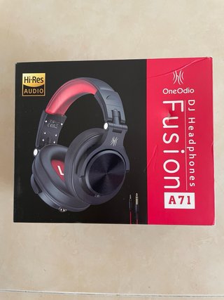 Cascos OneOdio