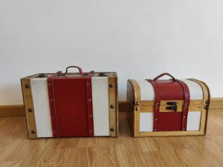 Maleta y baúl decorativos vintage.Precio conjunto