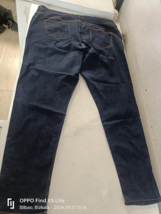 Pantalón vaquero azul