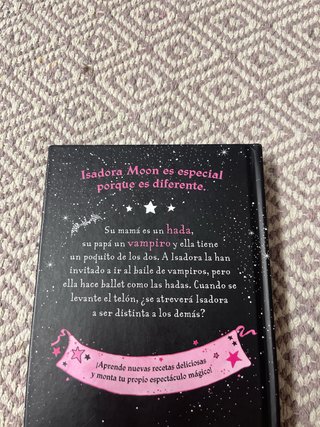 Isadora Moon y la noche mágica / Isadora Moon a...