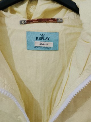 Giacca a vento Replay giallo pastello taglia XS