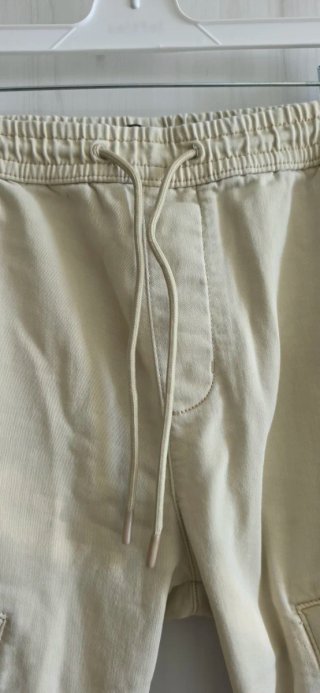 Pantalón cargo