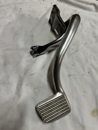 Harley Davidson Dyna 1996 hasta 2006 Sop Pedal Fre