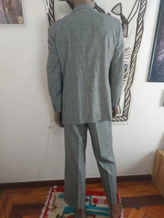 Completo uomo grigio e bianco