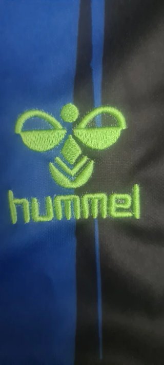 Camiseta de fútbol Hummel talla M