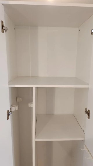 Armario Escobero Multiusos Blanco 210x60x42cm