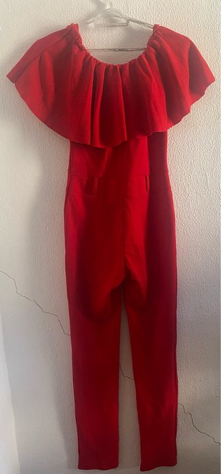 Mono largo rojo escotado