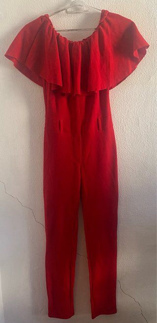 Mono largo rojo escotado