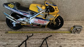 Maqueta Moto Valentino Rossi 46