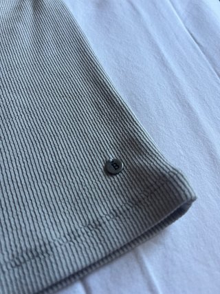 Camiseta asimétrica Brownie NUEVA