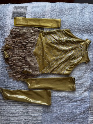 Maillot Patinaje Artístico Dorado con Flecos