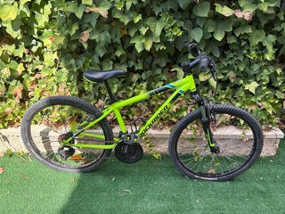 Bicicleta infantil Rockrider ST500