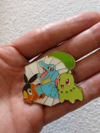 Mini lata Pokémon tcg ciudad Luminalia sin abrir