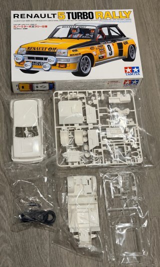 Maqueta Tamiya Renault 5 Turbo Rally 1/24
